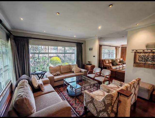 4 BEDROOM HOUSE FOR SALE IN SHERWOOD